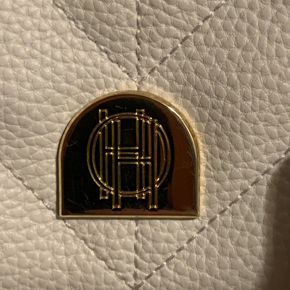 HOUSE OF HARLOW 1960 LUXE WHITE PEBBLED CROSSBODY BAG, CARD HOLDER, GOLD CHAINS - Picture 2 of 14